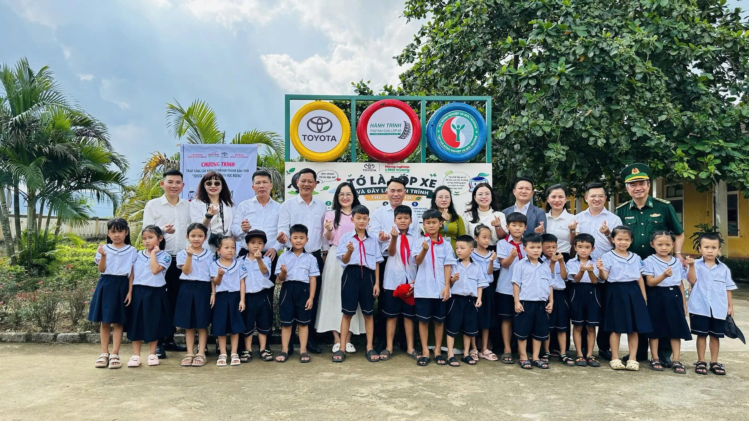 Chương trình “Toyota chung tay xanh hóa học đường” năm 2026 chính thức khởi động 4 Chương trình “Toyota chung tay xanh hóa học đường” năm 2026 chính thức khởi động 3